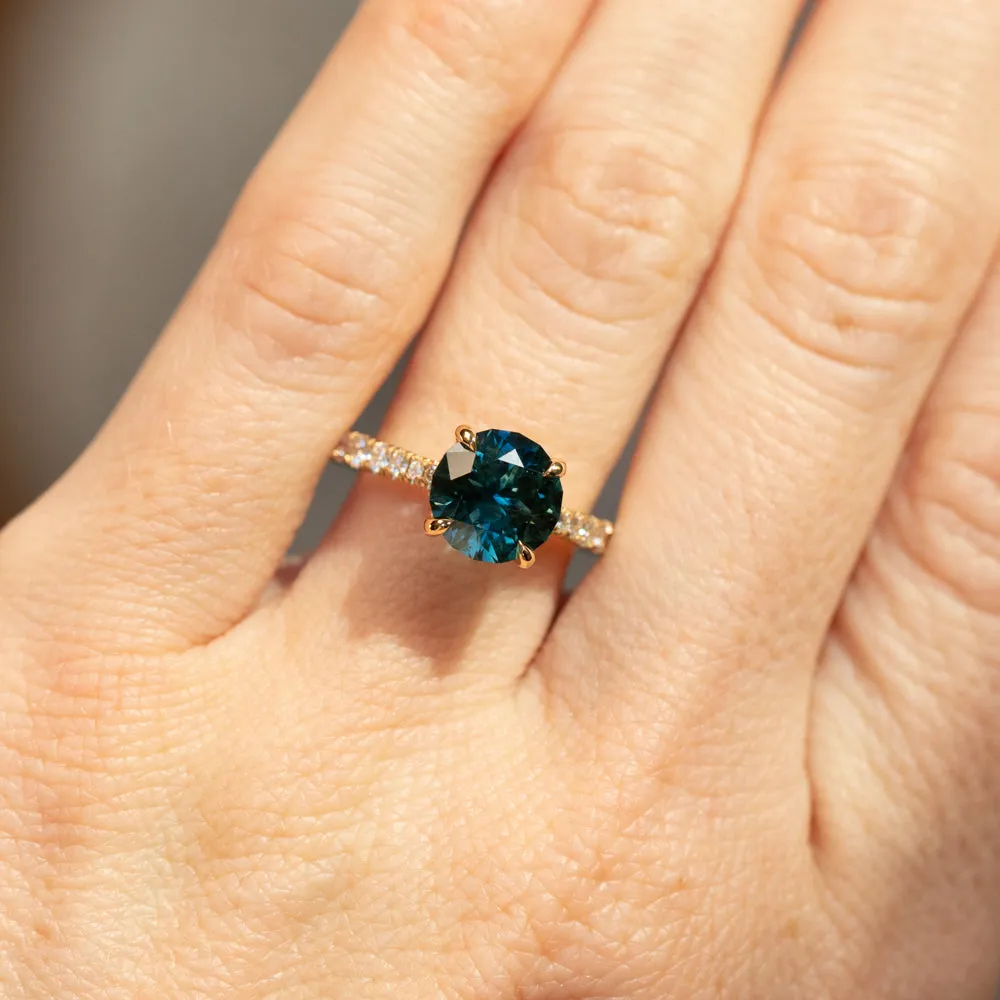 2.54ct Round Teal Sapphire Hidden Halo Solitaire with French Set Diamonds in 18k Yellow Gold