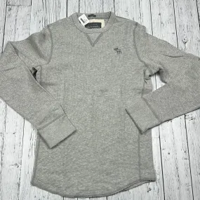 Abercrombie & Fitch grey waffle long sleeve shirt - His M