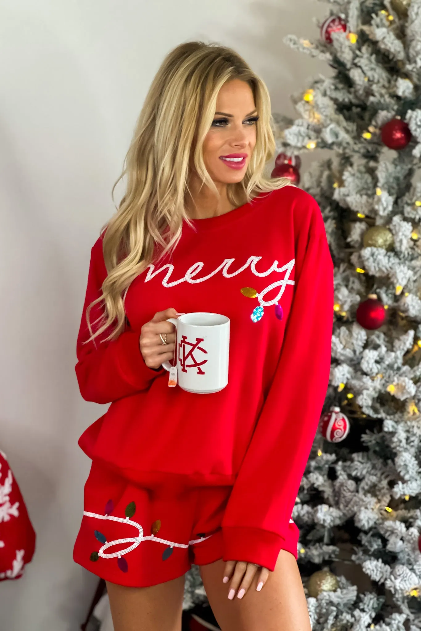 Merry Sequined Lights Pullover/Shorts Fleece Set : Red