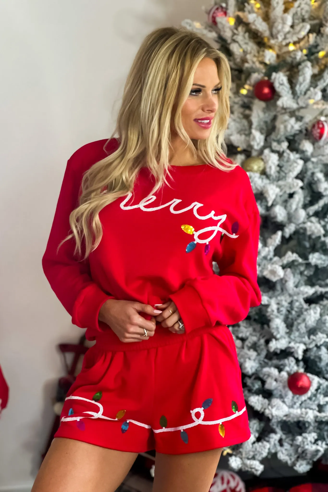 Merry Sequined Lights Pullover/Shorts Fleece Set : Red