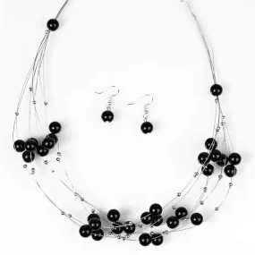 Pearl Armada Black Necklace