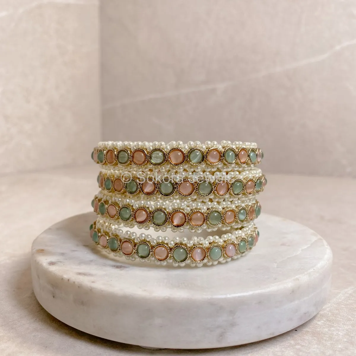 Set of 4 Ameli Pearl Edge Bangles - Pastel